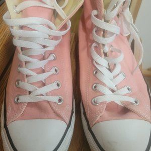 Pale pink Converse